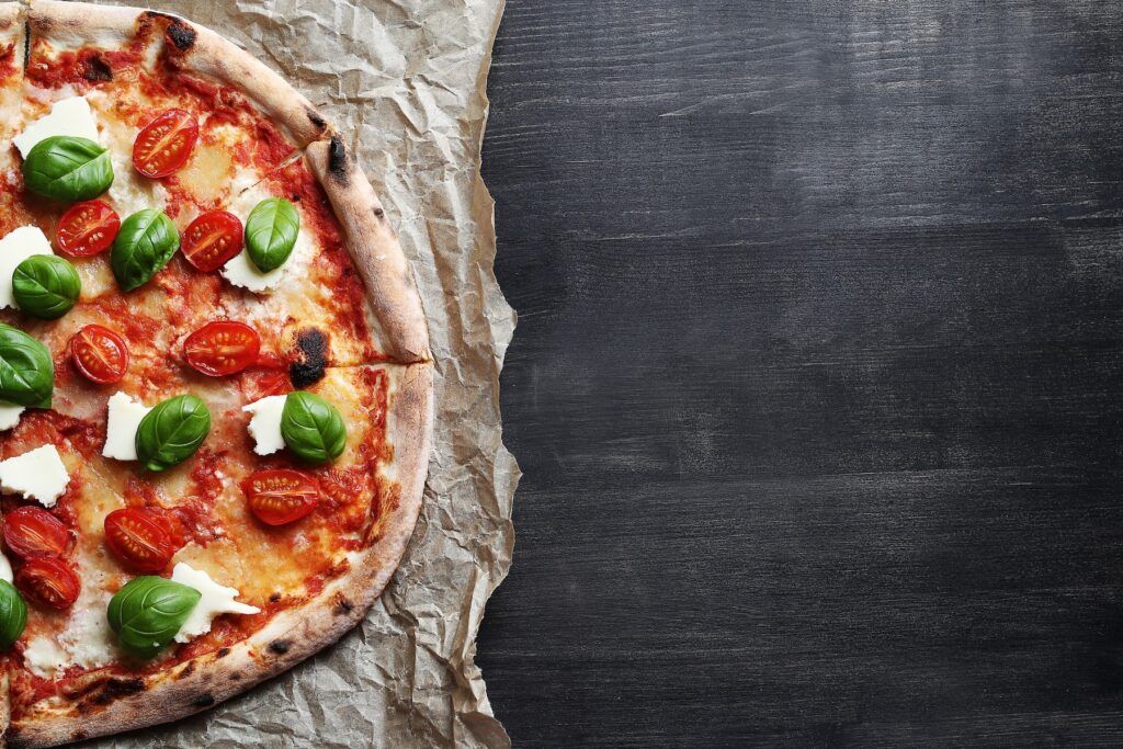 Food porn - Pizza. Immagine di Racool_studio su Freepik