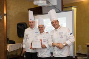 Natale-del-Cuoco-Giacomo Perna, Rosario Seidita, Mario Puccio, presidente, segretario e vicepresidente Associazione.jpg