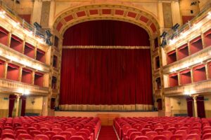 aperitivo in teatro